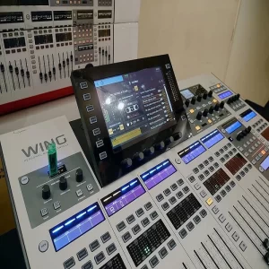 Novo midas m32r live digital mixer + caixa de estágio dl32 + 150 catcat5 cabo de rede carretel